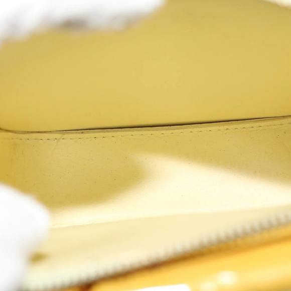 LOUIS VUITTON Monogram Vernis Motto Accessory Pouch Yellow M91159 LV Auth 53105 - Picture 11 of 16